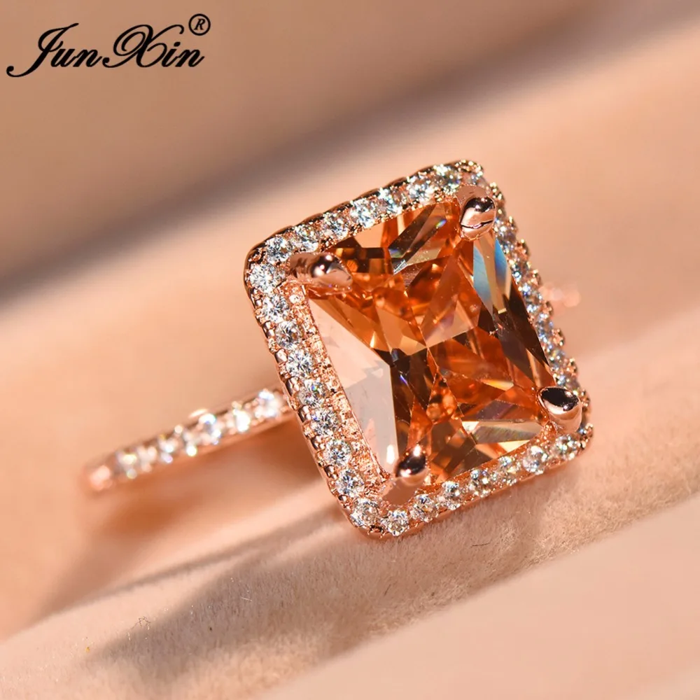 JUNXIN Cute Female Geometric Ring Luxury Big CZ Stone Ring Fashion Rose Gold Filled Jewelry Party Wedding Rings For Women
JUNXIN Cute Female Geometric Ring Luxury Big CZ Stone Ring Fashion Rose Gold Filled Jewelry Party Wedding Rings For Women