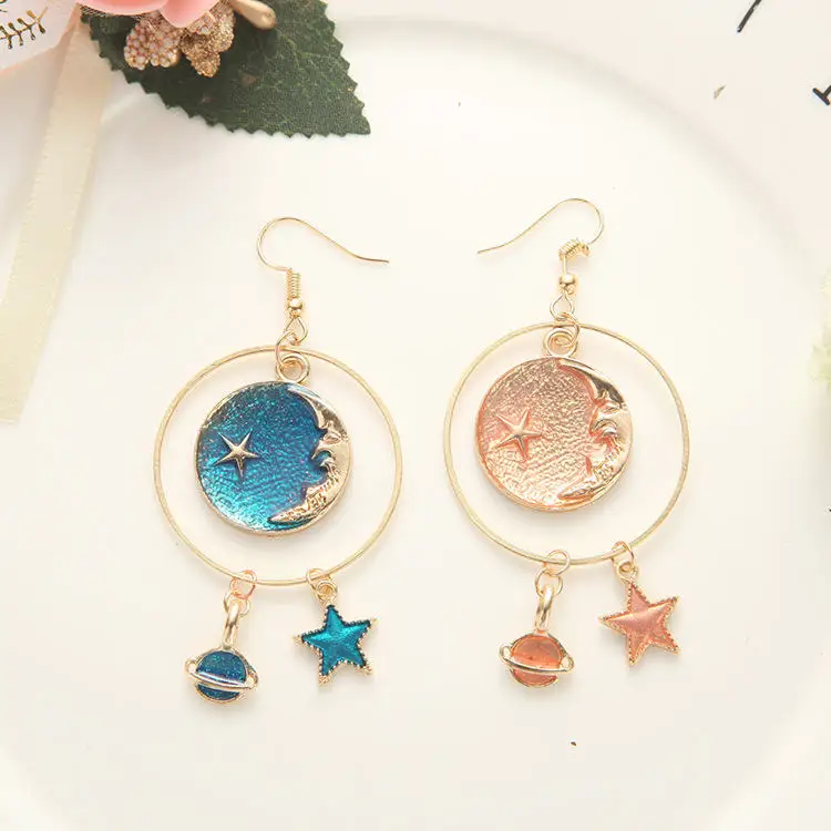 Fashion Jewelry Star Earrings Heart Stars Moon Personality Temperament Ear Nail Women Wedding Party Accessory Christmas Gifts
Fashion Jewelry Star Earrings Heart Stars Moon Personality Temperament Ear Nail Women Wedding Party Accessory Christmas Gifts