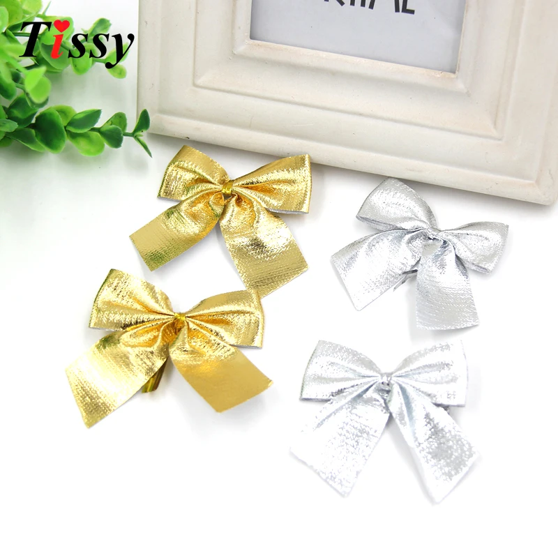 Wholesale!24PCS Gold and silver Of Christmas Tree Bow Decoration Baubles For Christmas Decoration Supplies
Wholesale!24PCS Gold and silver Of Christmas Tree Bow Decoration Baubles For Christmas Decoration Supplies