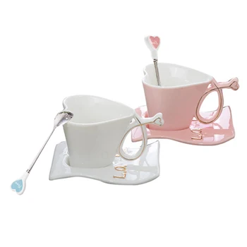 180ml Bone China Cup Saucer Sets China Ceramic Heart-shaped Cup Creative Couples Coffee Cup British Afternoon Tea Wedding Gift
180ml Bone China Cup Saucer Sets China Ceramic Heart-shaped Cup Creative Couples Coffee Cup British Afternoon Tea Wedding Gift