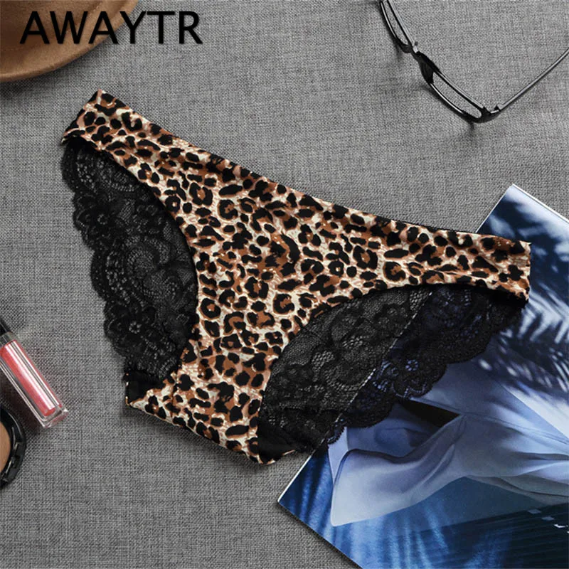 Awaytr Ice Silk Women Seamless Underwear Female Leopard Pattern Sexy Brief Lace Transparent Panties Women Plus Size Lingerie
Awaytr Ice Silk Women Seamless Underwear Female Leopard Pattern Sexy Brief Lace Transparent Panties Women Plus Size Lingerie