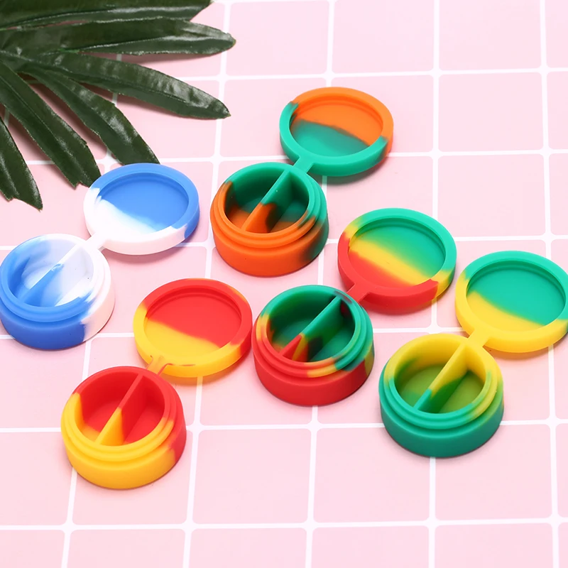 4.5*5.5cm Silicone Nonstick Container Storage Box for Oil Wax Jar Dab Random Color 7ml
4.5*5.5cm Silicone Nonstick Container Storage Box for Oil Wax Jar Dab Random Color 7ml