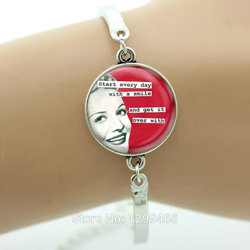 Dress Accessories handmade Rockabilly Jewelry Monroe Marilyn Fans Favorite Brand Star Vintage Art glass Cabochon bracelet B085
Dress Accessories handmade Rockabilly Jewelry Monroe Marilyn Fans Favorite Brand Star Vintage Art glass Cabochon bracelet B085