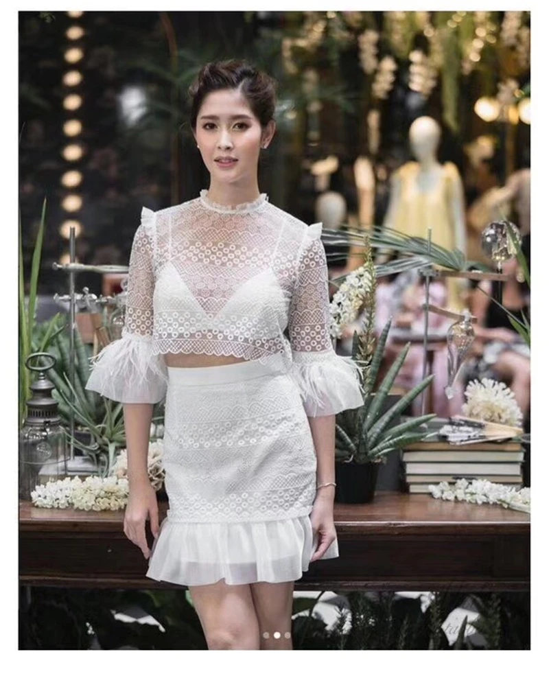 2018 Новый Тайский Стиль Стенд шеи Цветочный рукавом See-through Кружева платье Для