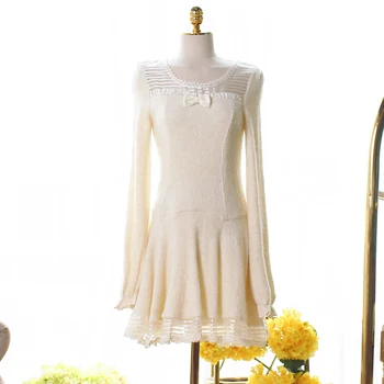 Princess sweet lolita dress Autumn dress knitted dress princess sweet and lovely peach heart Eugen yarn splicing A word UF137
Princess sweet lolita dress Autumn dress knitted dress princess sweet and lovely peach heart Eugen yarn splicing A word UF137