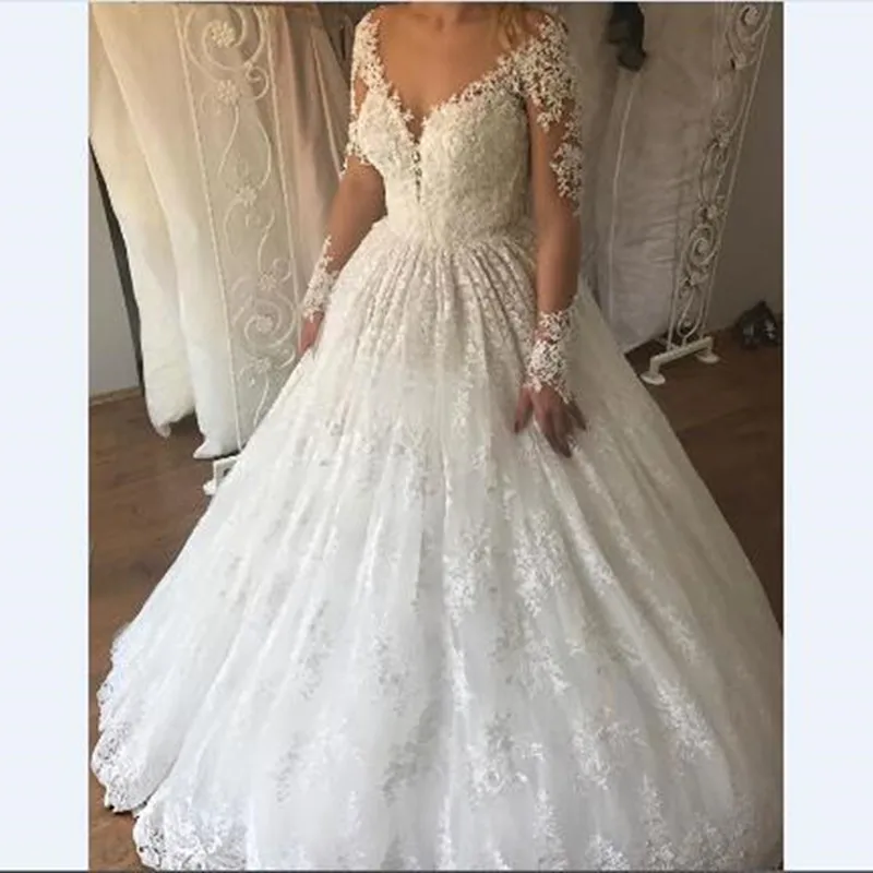 Vintage Ball Gown Embroidery Wedding Formal Dress Illusion long Sleeve Appliques Tulle White Bridal Gown 2019 vestidos de novia
Vintage Ball Gown Embroidery Wedding Formal Dress Illusion long Sleeve Appliques Tulle White Bridal Gown 2019 vestidos de novia