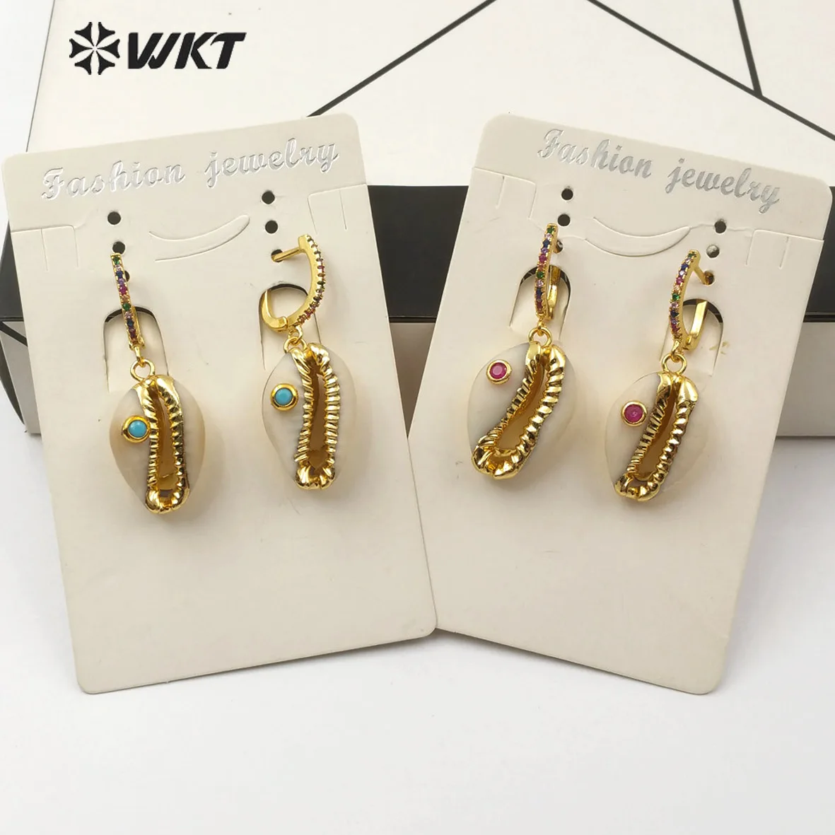 Серьги Cowrie с подвеской из натуральной раковины, модные серьги с фианитом для женщин, модные серьги для пляжа на лето, WT-E538
Серьги Cowrie с подвеской из натуральной раковины, модные серьги с фианитом для женщин, модные серьги для пляжа на лето, WT-E538