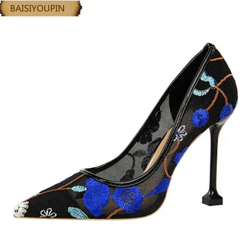 2018 New Ultra-high Heel and Shallow Pointed Women S Shoes Mesh Embroidery Lace Openwork Sexy Nightclubs Single Shoe
2018 New Ultra-high Heel and Shallow Pointed Women S Shoes Mesh Embroidery Lace Openwork Sexy Nightclubs Single Shoe