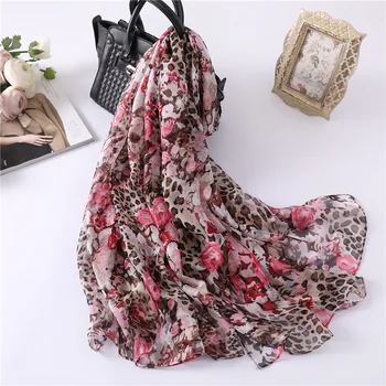 Luxury Brand 2019 New Fashion Summer Silk Scarf For Women Leopard print Wrap and Shawls Beach Hijab Female Foulard
Luxury Brand 2019 New Fashion Summer Silk Scarf For Women Leopard print Wrap and Shawls Beach Hijab Female Foulard