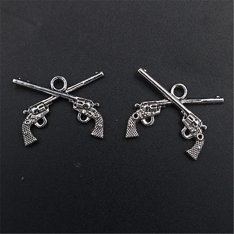 WKOUD 10pcs Antique Silver Metal Antique Revolver Charm Vintage Necklace Bracelet DIY Handmade Jewelry Alloy Pendants A578
WKOUD 10pcs Antique Silver Metal Antique Revolver Charm Vintage Necklace Bracelet DIY Handmade Jewelry Alloy Pendants A578