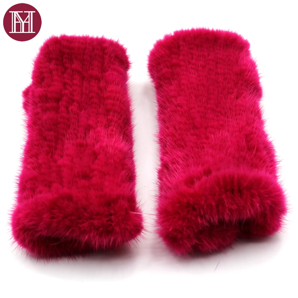 Women real mink fur glove lady knitted genuine mink fur mittens 2018 brand high quality fur gloves
Women real mink fur glove lady knitted genuine mink fur mittens 2018 brand high quality fur gloves