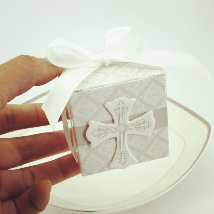 Newest Cross Square Gift Candy Boxes Wedding Party Favors and Gifts Box Bag With Ribbon 
Newest Cross Square Gift Candy Boxes Wedding Party Favors and Gifts Box Bag With Ribbon