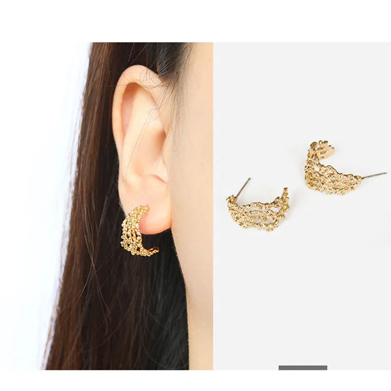 Girls Twisted Hoop Round Earrings for Women Geometric Circle Ear Stud For Party Gift Lady Fashion Ear Jewelry Girlfriend Earring
Girls Twisted Hoop Round Earrings for Women Geometric Circle Ear Stud For Party Gift Lady Fashion Ear Jewelry Girlfriend Earring