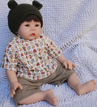 22inch 55cm Magnetic Mouth Reborn Baby Doll Soft Silicone Lifelike Toy Gift for Children Christmas Present Black Hat
22inch 55cm Magnetic Mouth Reborn Baby Doll Soft Silicone Lifelike Toy Gift for Children Christmas Present Black Hat
