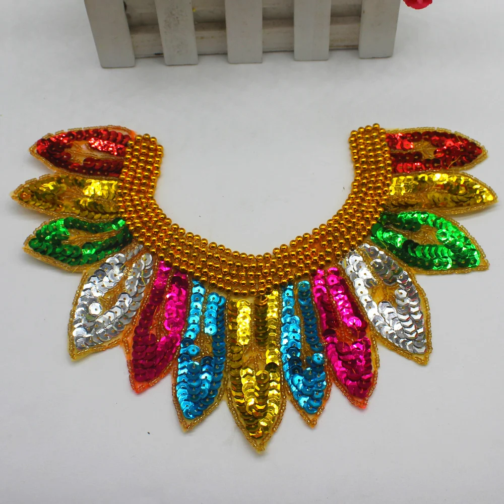 10 Pcs/Lot Sequined Flower Appliqued Beading Trims Lace Collar Beaded Embroidered Patches Flower Beaded V-Neck Rainbow Headwear
10 Pcs/Lot Sequined Flower Appliqued Beading Trims Lace Collar Beaded Embroidered Patches Flower Beaded V-Neck Rainbow Headwear