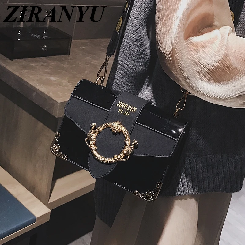 New Retro Women's Small Square Bag 2019 New Exquisite Carved Crossbody Bag High Quality Patent Leather Shoulder Bag Female
New Retro Women's Small Square Bag 2019 New Exquisite Carved Crossbody Bag High Quality Patent Leather Shoulder Bag Female