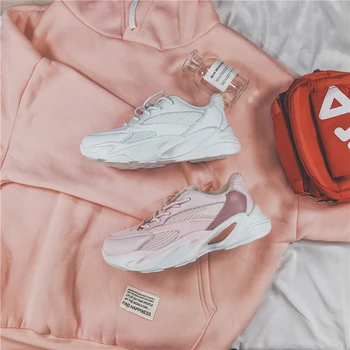 Fashion new Korean version of the mesh breathable pink old shoes trend belt with thick bottom comfortable running shoes.
Fashion new Korean version of the mesh breathable pink old shoes trend belt with thick bottom comfortable running shoes.