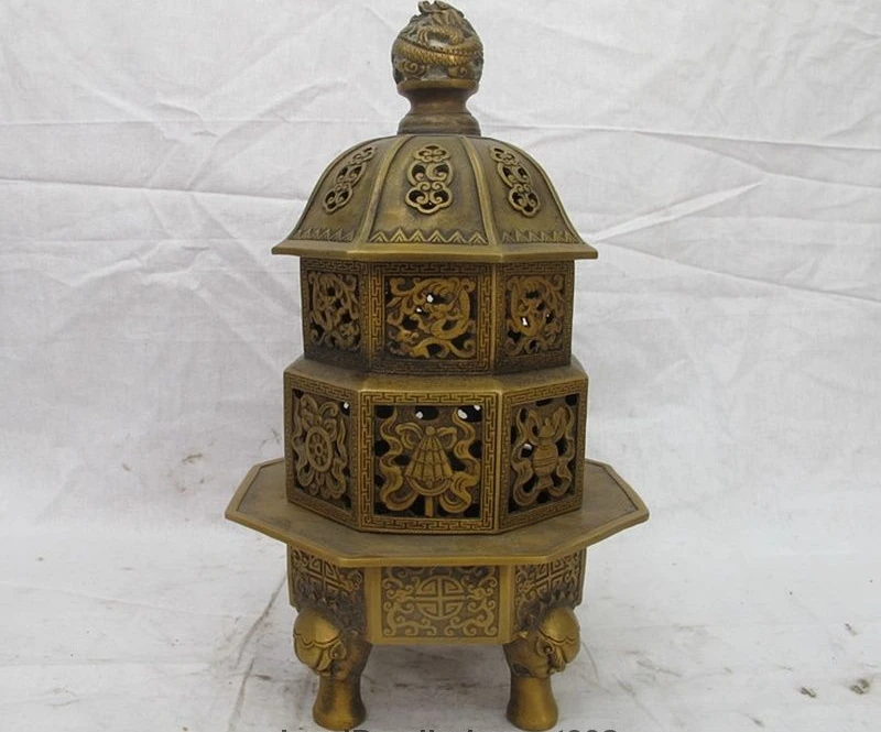 Знак Xuande бронза, буддизм, курильница с изображением восьми сокровищ, дракона, королевского дворца
Знак Xuande бронза, буддизм, курильница с изображением восьми сокровищ, дракона, королевского дворца