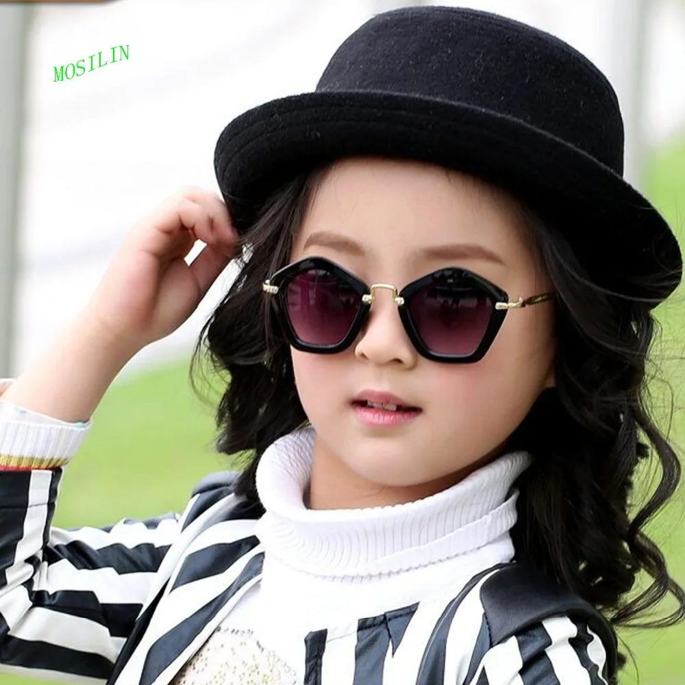 MOSILIN Children Girls sunglasses Brand Design Restoring Ancient Ways UV400 Sun Glasses Lens Properties Eyewear
MOSILIN Children Girls sunglasses Brand Design Restoring Ancient Ways UV400 Sun Glasses Lens Properties Eyewear