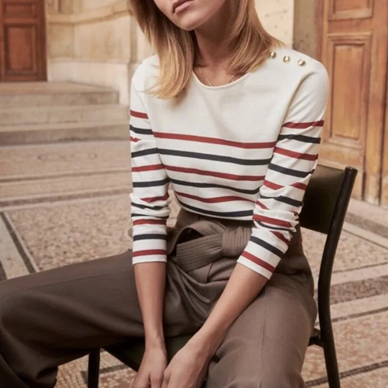 New Long Sleeve T-Shirt Women Tee Vintage Shoulder Buckle Cotton Color Striped Femme Casual Shirt
New Long Sleeve T-Shirt Women Tee Vintage Shoulder Buckle Cotton Color Striped Femme Casual Shirt