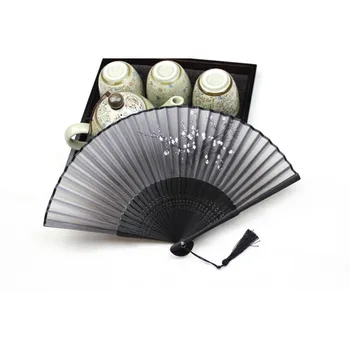 Crafts Bamboo Wooden Fan Art Chinese Plum Pattern Classical Wooden Fans Folding Carved For home decorations
Crafts Bamboo Wooden Fan Art Chinese Plum Pattern Classical Wooden Fans Folding Carved For home decorations