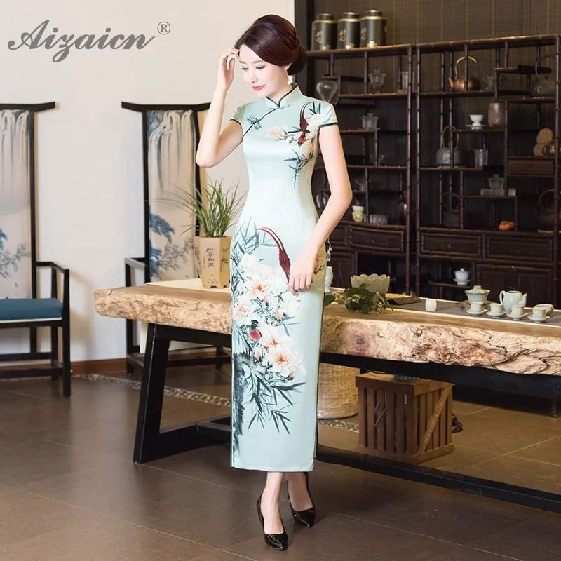Fashion Elegant Long Cheongsam Modern Chinoise Similar Silk Qi Pao Women Traditional Chinese Dress Qipao Print Robe Orientale
Fashion Elegant Long Cheongsam Modern Chinoise Similar Silk Qi Pao Women Traditional Chinese Dress Qipao Print Robe Orientale