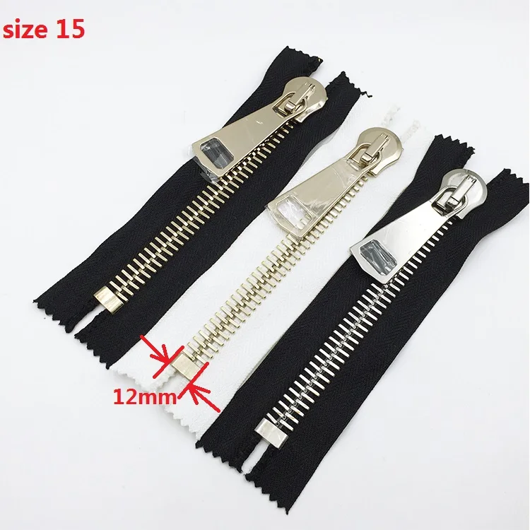 15# big zipper for diy sewing 15cm short zipper 2pcs/lot pocket bags shoes decoration zipper black white with gold silver tooth
15# big zipper for diy sewing 15cm short zipper 2pcs/lot pocket bags shoes decoration zipper black white with gold silver tooth