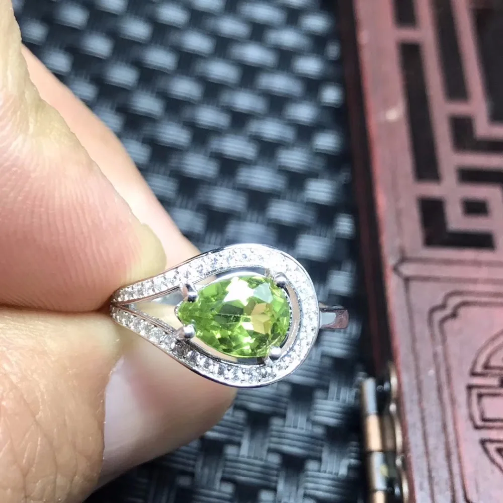 US STOCK Uloveido Natural Peridot Ring for Women, 925 Sterling Silver Wedding Jewelry, 6*8mm Gemstone with Velvet Box FJ234 US STOCK Uloveido Natural Peridot Ring for Women, 925 Sterling Silver Wedding Jewelry, 6*8mm Gemstone with Velvet Box FJ234