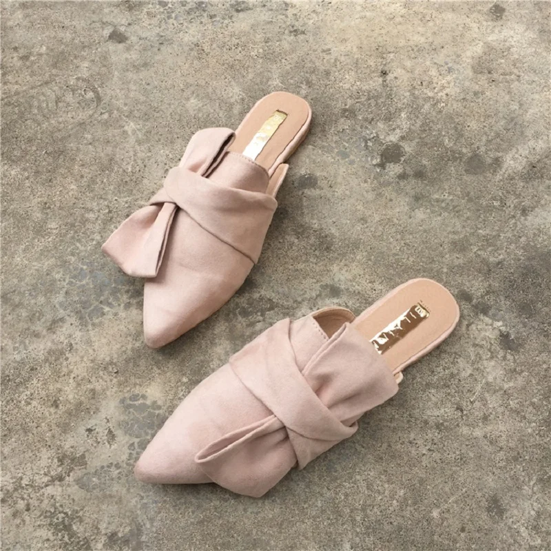 Spring Autumn Hot Sale Women Slippers Fashion bowknot tie Flat Heel Pointed Toe Outdoor Slipper Mules Shoes Plus Size 41 42
Spring Autumn Hot Sale Women Slippers Fashion bowknot tie Flat Heel Pointed Toe Outdoor Slipper Mules Shoes Plus Size 41 42
