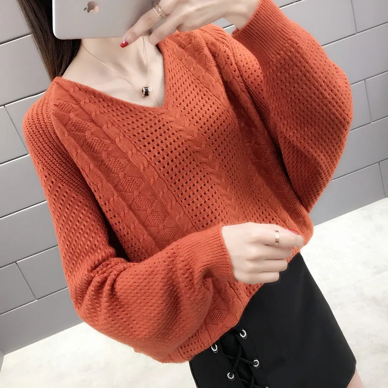 2019 Full New Arrival Pullover Sweaters Casual V-neck Bat Sleeve Loose Women Spring Autumn Pullover Sweater Khaki Knit Femme Top
2019 Full New Arrival Pullover Sweaters Casual V-neck Bat Sleeve Loose Women Spring Autumn Pullover Sweater Khaki Knit Femme Top