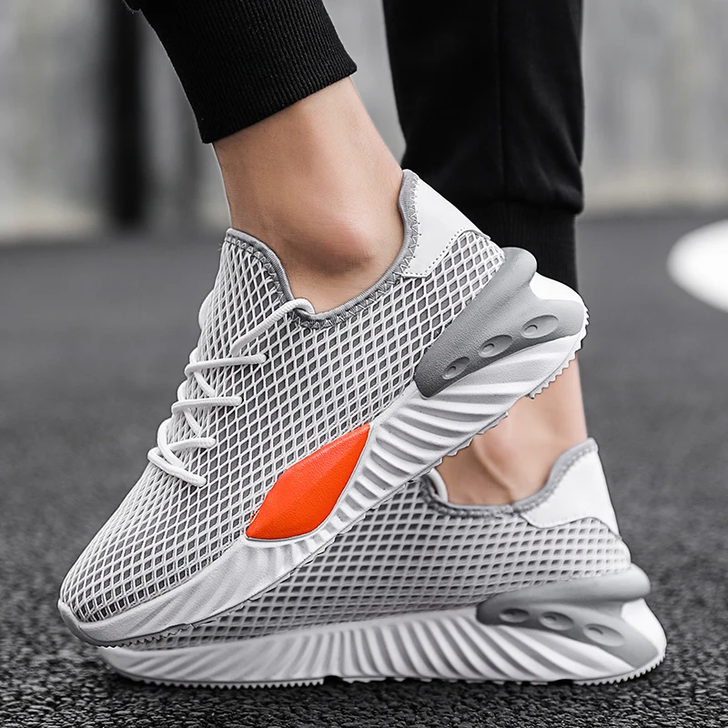 2019 new summer breathable men's shoes Korean version of the trend of men's sports and leisure shoes wild canvas tide shoes
2019 new summer breathable men's shoes Korean version of the trend of men's sports and leisure shoes wild canvas tide shoes