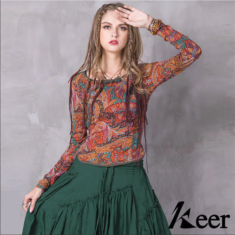2018 autumn new print top national wind button buckle slim long-sleeved shirt, there are matching clothing, you can choose free
2018 autumn new print top national wind button buckle slim long-sleeved shirt, there are matching clothing, you can choose free