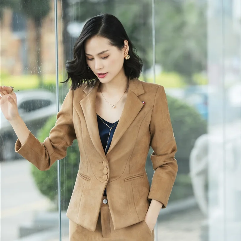 High Quality Velvet Fabric Fashion Camel Color Blazers and Jackets Coat Elegant Autumn Winter Outwear Clothes for Ladies Office
High Quality Velvet Fabric Fashion Camel Color Blazers and Jackets Coat Elegant Autumn Winter Outwear Clothes for Ladies Office