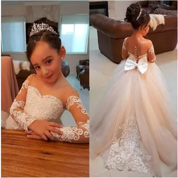 Classic Flower Girl Dress For Wedding with Bow Lace Appliques Train Sheer Neck Long Sleeves Girls Pageant Gowns Custom Made
Classic Flower Girl Dress For Wedding with Bow Lace Appliques Train Sheer Neck Long Sleeves Girls Pageant Gowns Custom Made