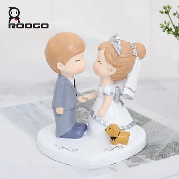 Roogo Sweet Wedding Home Decoration Accessories Resin Bridegroom And Bride Figurine Gift For Couple Family Desktop Ornament
Roogo Sweet Wedding Home Decoration Accessories Resin Bridegroom And Bride Figurine Gift For Couple Family Desktop Ornament