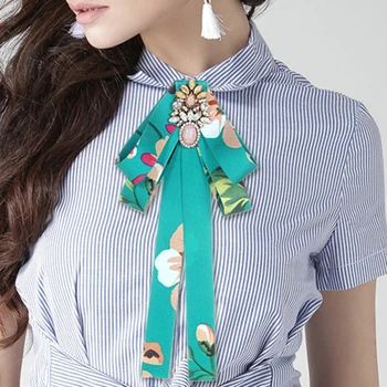 ZHINI New Bow Crystal Women Brooches Pins Canvas Fabric Bow knot Tie Necktie Corsage Brooch for Women Clothing Dress Accessories
ZHINI New Bow Crystal Women Brooches Pins Canvas Fabric Bow knot Tie Necktie Corsage Brooch for Women Clothing Dress Accessories