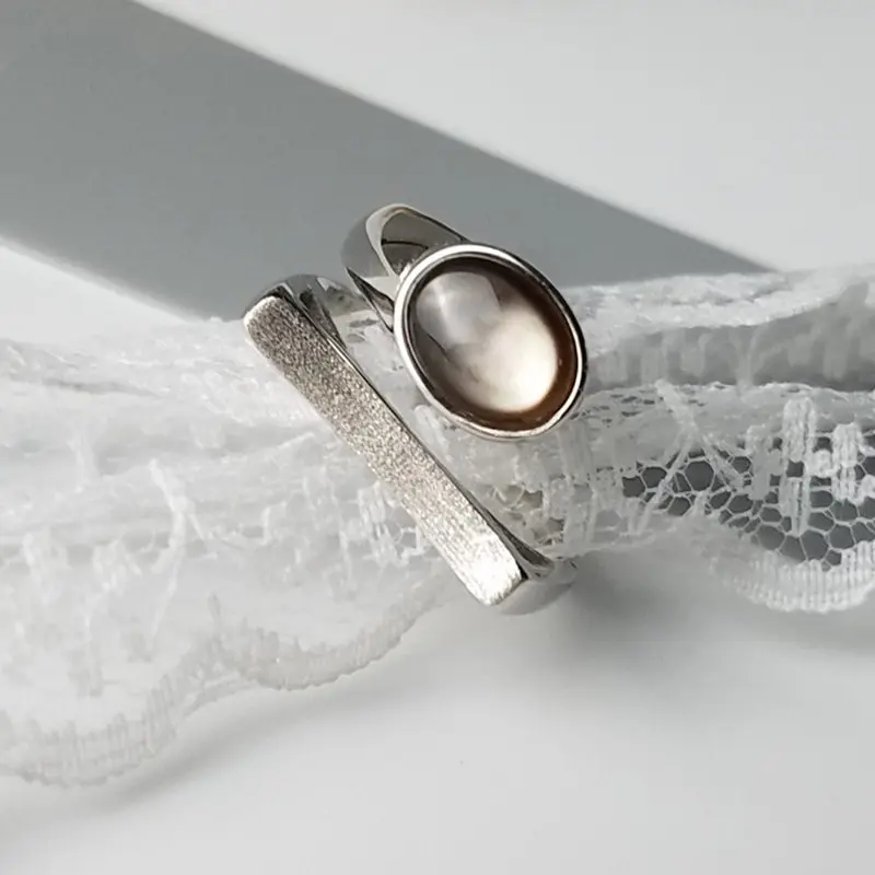 Natural Black Mother Pearl White Stone Silver 925 Rings Women Simple Style Pure 925 Sterling Silver Cuff Ring Female Original
Natural Black Mother Pearl White Stone Silver 925 Rings Women Simple Style Pure 925 Sterling Silver Cuff Ring Female Original