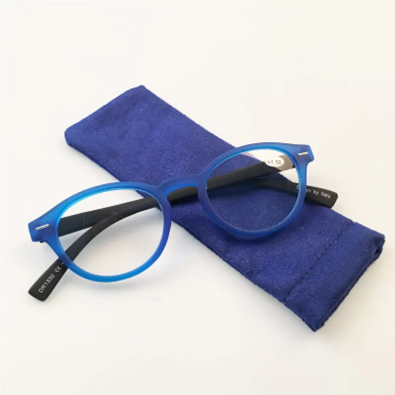 high grade Foldable Reading Glasses Men And Women TR-90 Frame Light Reading Glasses 1.0 1.5 2.0 2.5 with bag
high grade Foldable Reading Glasses Men And Women TR-90 Frame Light Reading Glasses 1.0 1.5 2.0 2.5 with bag