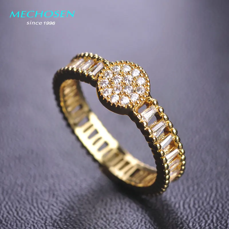 MECHOSEN Hollow Round Copper Rings Shining Zirconia Stones Gold Color Anel Aros For Women Engagement Stunning Finger Bijuterias
MECHOSEN Hollow Round Copper Rings Shining Zirconia Stones Gold Color Anel Aros For Women Engagement Stunning Finger Bijuterias