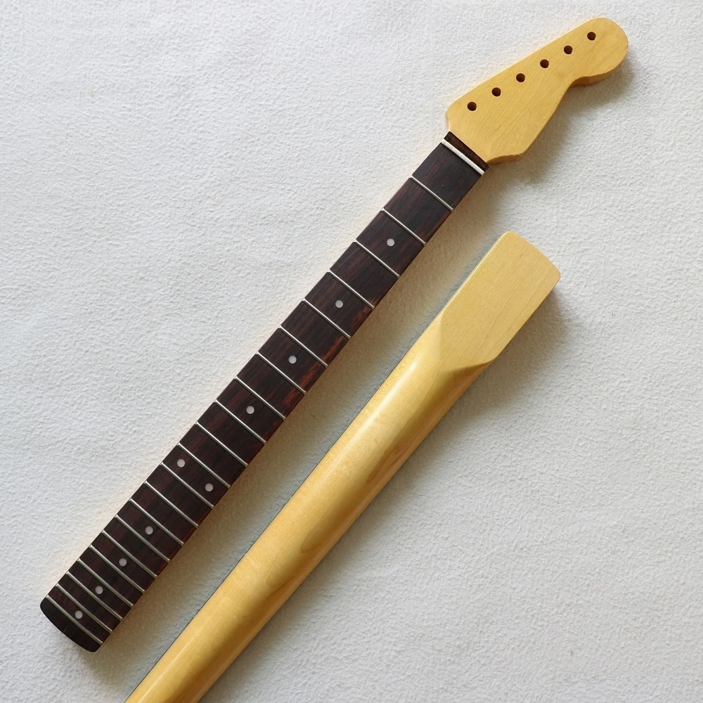 Nitro finished Rosewood fingerboard Canadian maple vintage ST style guitar neck with 21 frets and bone nut
Nitro finished Rosewood fingerboard Canadian maple vintage ST style guitar neck with 21 frets and bone nut