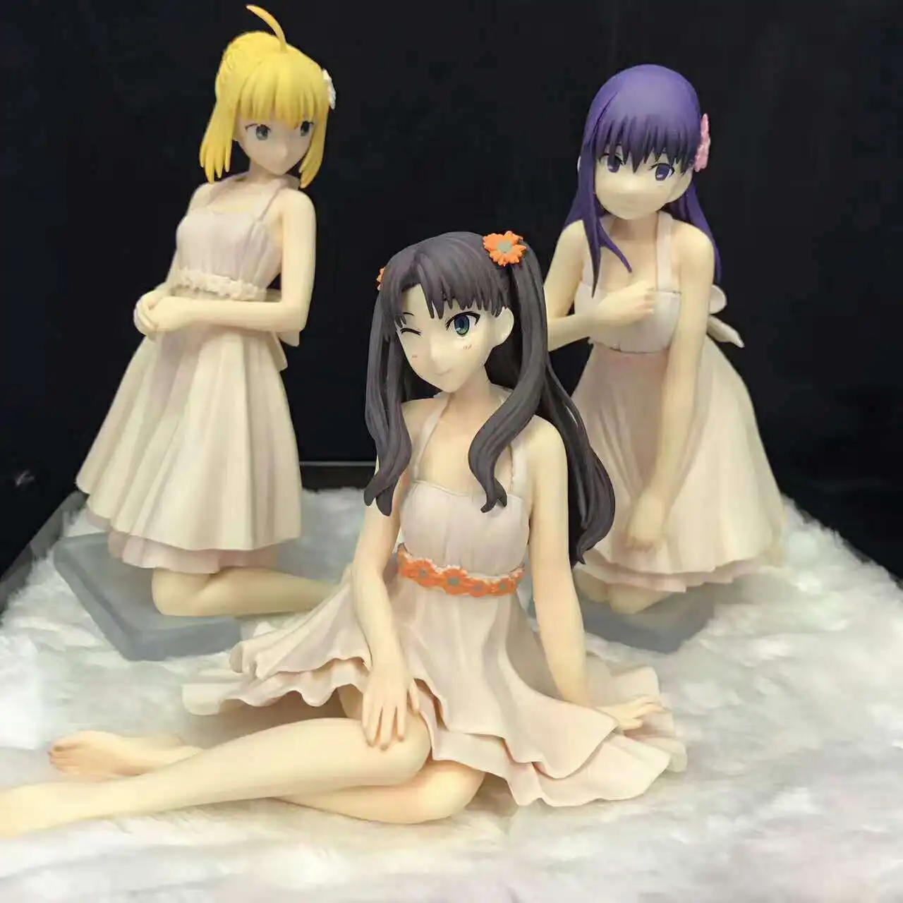 Fate/Stay Night SABER Action Figures Tohsaka Rin Matou Sakura With Dress 3pcs/set Model Toys
Fate/Stay Night SABER Action Figures Tohsaka Rin Matou Sakura With Dress 3pcs/set Model Toys