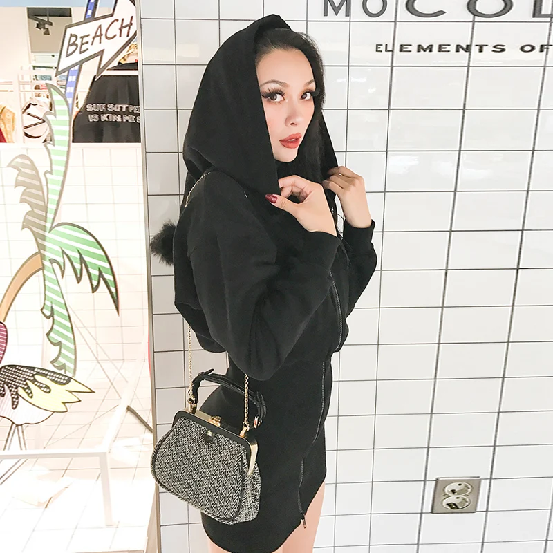 le palais vintage 2017 Autumn Vintage Batwing SLeeve Hoodies Women Big Wizard Hat Thicken Fleeced Fabric Top
le palais vintage 2017 Autumn Vintage Batwing SLeeve Hoodies Women Big Wizard Hat Thicken Fleeced Fabric Top