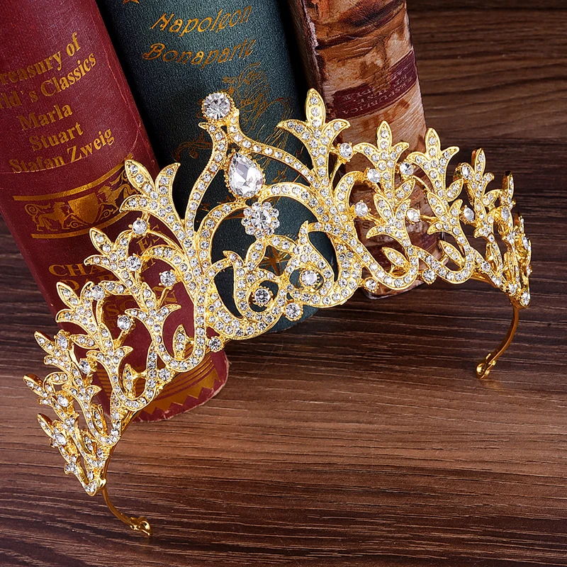 Vintage Elegant Big Gold Crystal Tiara Headband Women Pageant Wedding Crown Beauty Bridal Hair Accessories
Vintage Elegant Big Gold Crystal Tiara Headband Women Pageant Wedding Crown Beauty Bridal Hair Accessories