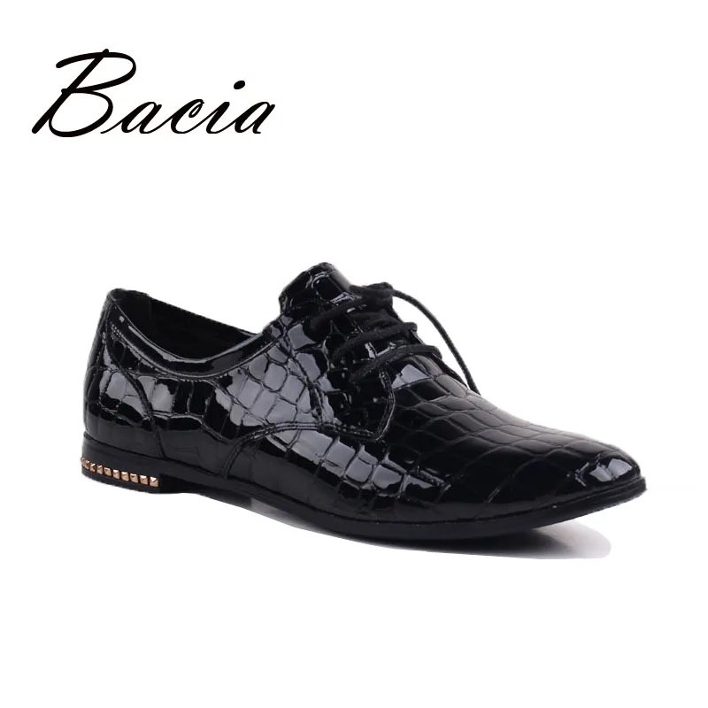 Bacia Stone Pattern Flats Round Toe Lace-up Shoes High Quality Patent Genuine Leather Flats Euro Size 36-40 Women Shoes VB074
Bacia Stone Pattern Flats Round Toe Lace-up Shoes High Quality Patent Genuine Leather Flats Euro Size 36-40 Women Shoes VB074