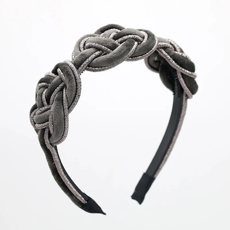 2020 B Wide braided velvet 3cm wide plain design hairbands women hair accessories winter hairbands
2020 B Wide braided velvet 3cm wide plain design hairbands women hair accessories winter hairbands