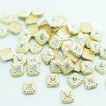 SINUAN Square Rivet Hot-Fix Rivets Square Diamond Rivet 9Mm Rhinestone Spikes Multi-Colored Painted Studs And Spikes Wholesale
SINUAN Square Rivet Hot-Fix Rivets Square Diamond Rivet 9Mm Rhinestone Spikes Multi-Colored Painted Studs And Spikes Wholesale