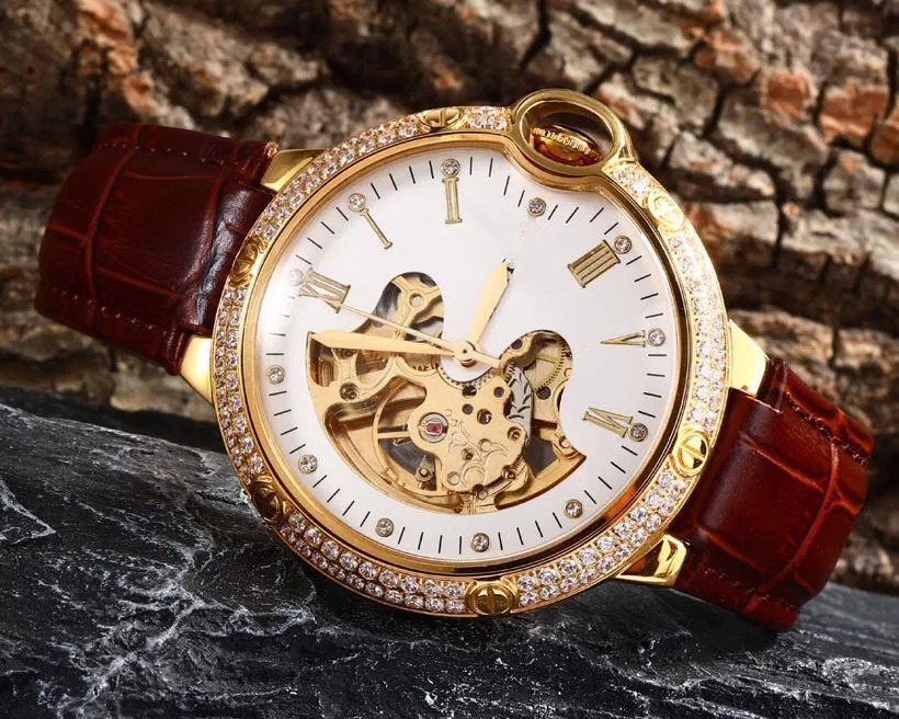 WG0602 Mens Watches Top Brand Runway Luxury European Design Automatic Mechanical Watch
WG0602 Mens Watches Top Brand Runway Luxury European Design Automatic Mechanical Watch