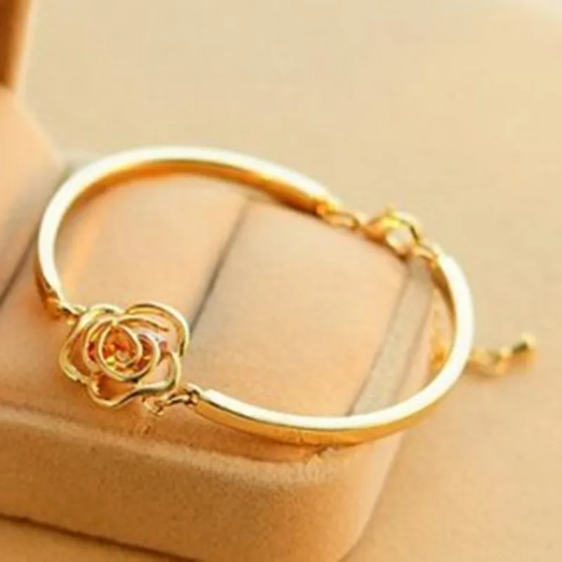 2018 New Korean jewelry wholesale roses bracelet Fashion bracelet female camellia zircon bracelet for women mujer pulseras
2018 New Korean jewelry wholesale roses bracelet Fashion bracelet female camellia zircon bracelet for women mujer pulseras