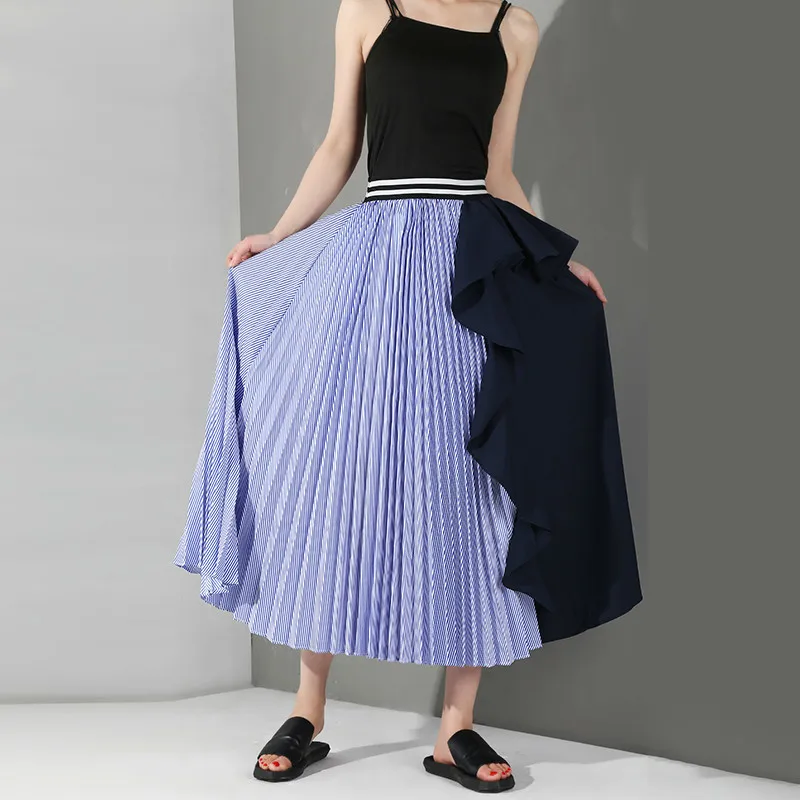LANMREM 2019 New Spring Summer High Elastic Waist Black Striped Split Joint Ruffles Pleated Half-body Skirt Women Fashion WG1900
LANMREM 2019 New Spring Summer High Elastic Waist Black Striped Split Joint Ruffles Pleated Half-body Skirt Women Fashion WG1900