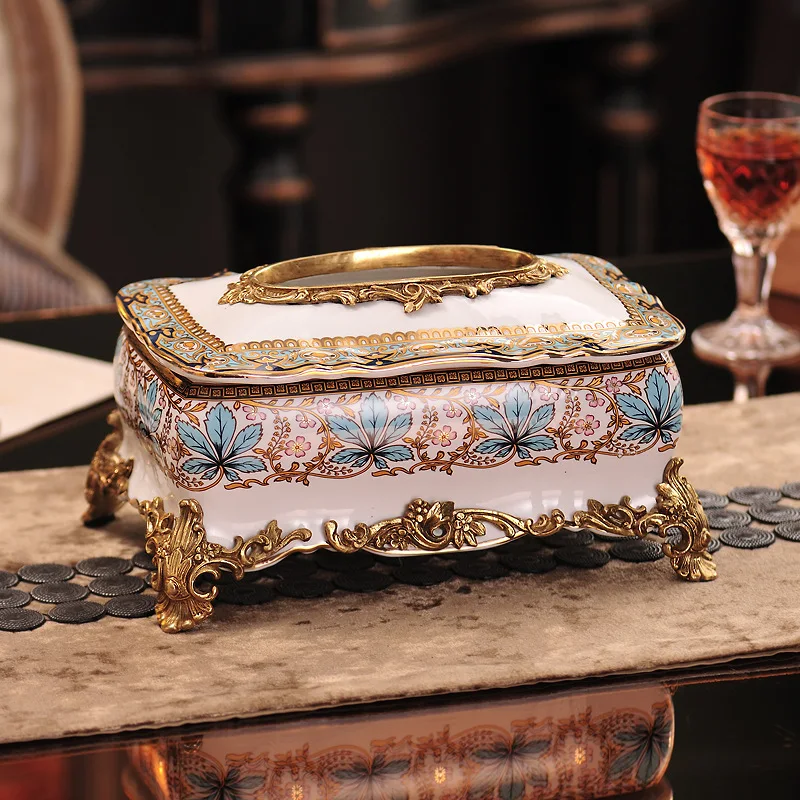 Tissue boxes copper porcelain European luxury living room tea table decorations American style antique villa decorations
Tissue boxes copper porcelain European luxury living room tea table decorations American style antique villa decorations